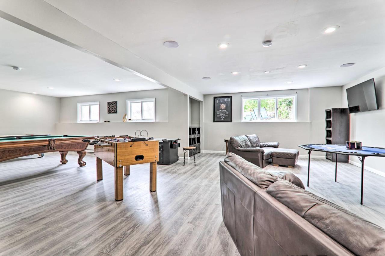 Poconos Paradise With Game And Private Pool!